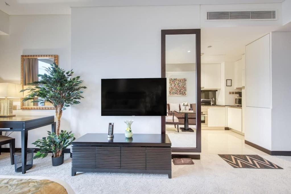 Superhost - Studios At Jw Marriott - The Address Dubai Marina Экстерьер фото